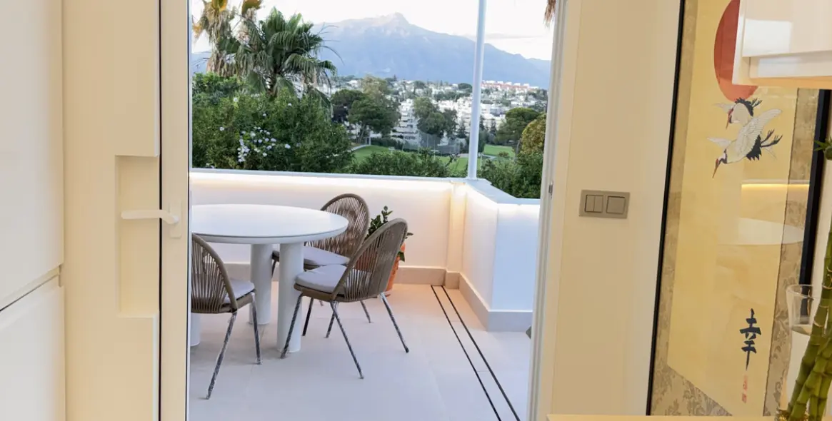 Продажа дома на две семьи в Guadalmina Alta 15