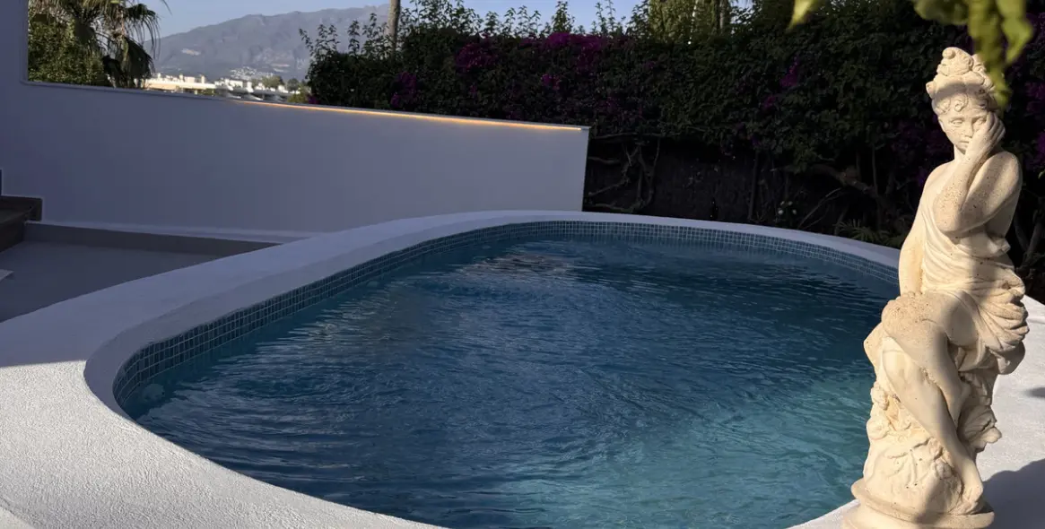 Продажа дома на две семьи в Guadalmina Alta 42