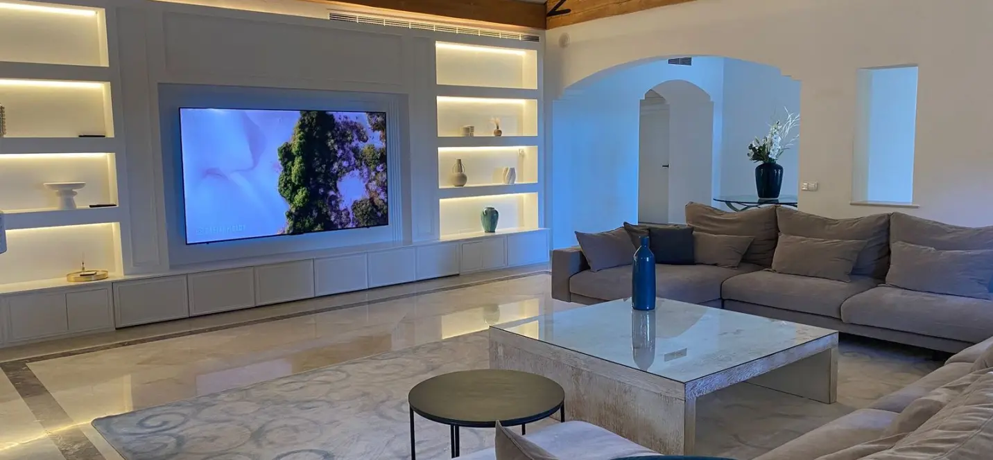 Venta de villa independiente en Estepona 2