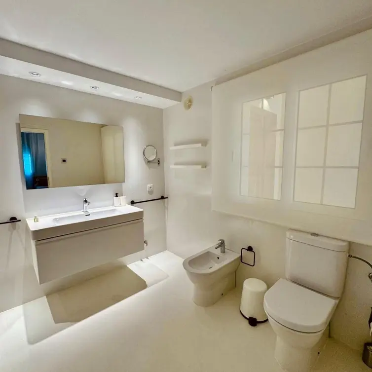 Venta de villa independiente en Estepona