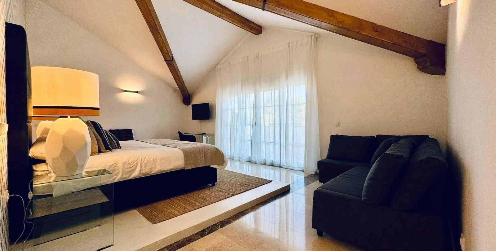 Venta de villa independiente en Estepona 8