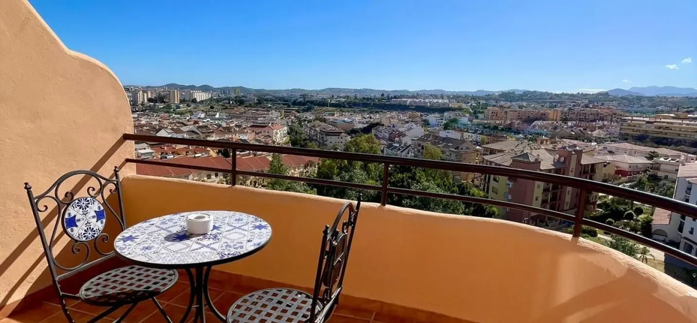 Sale of penthouse in Los Pacos 3