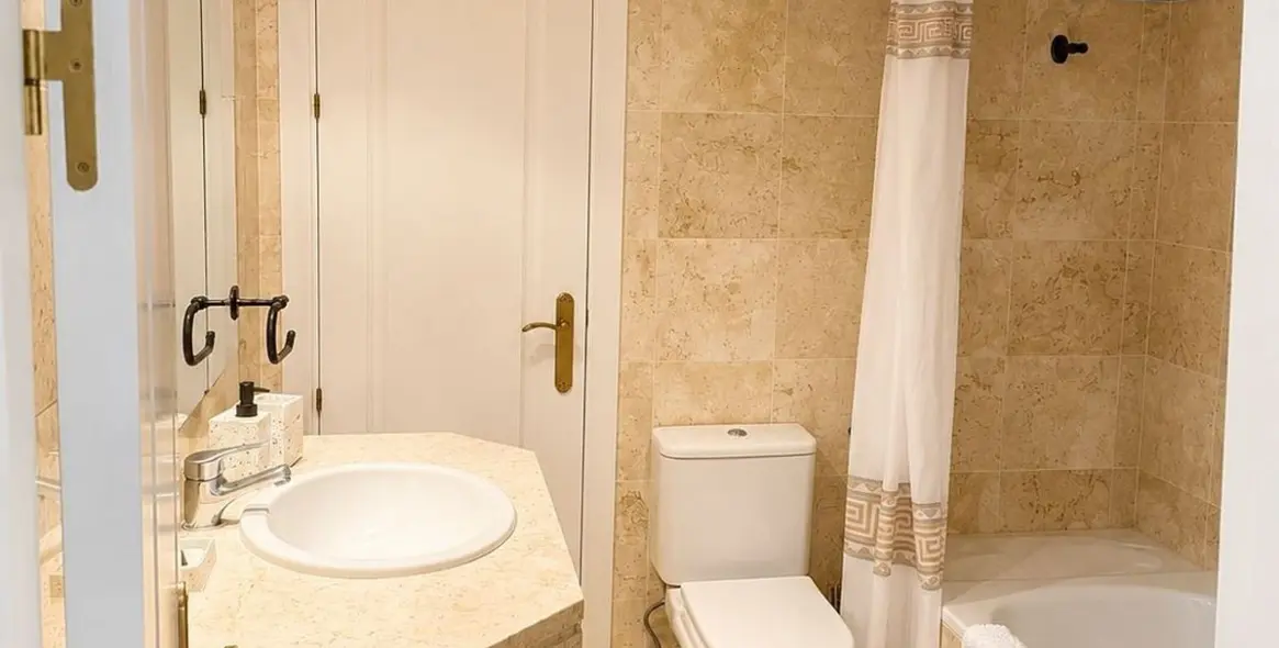 Продажа двухуровневых апартаментов в La Quinta 16