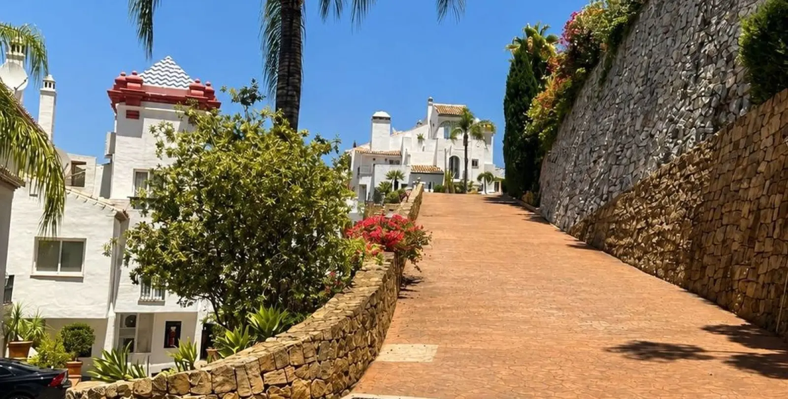 Sale of duplex in La Quinta 18