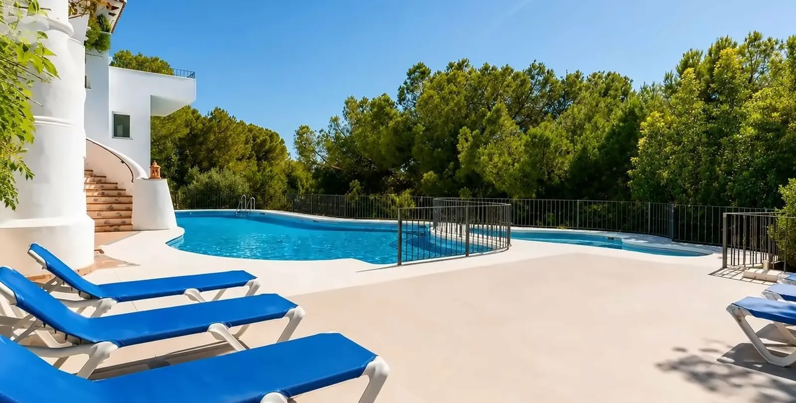 Sale of duplex in La Quinta 20