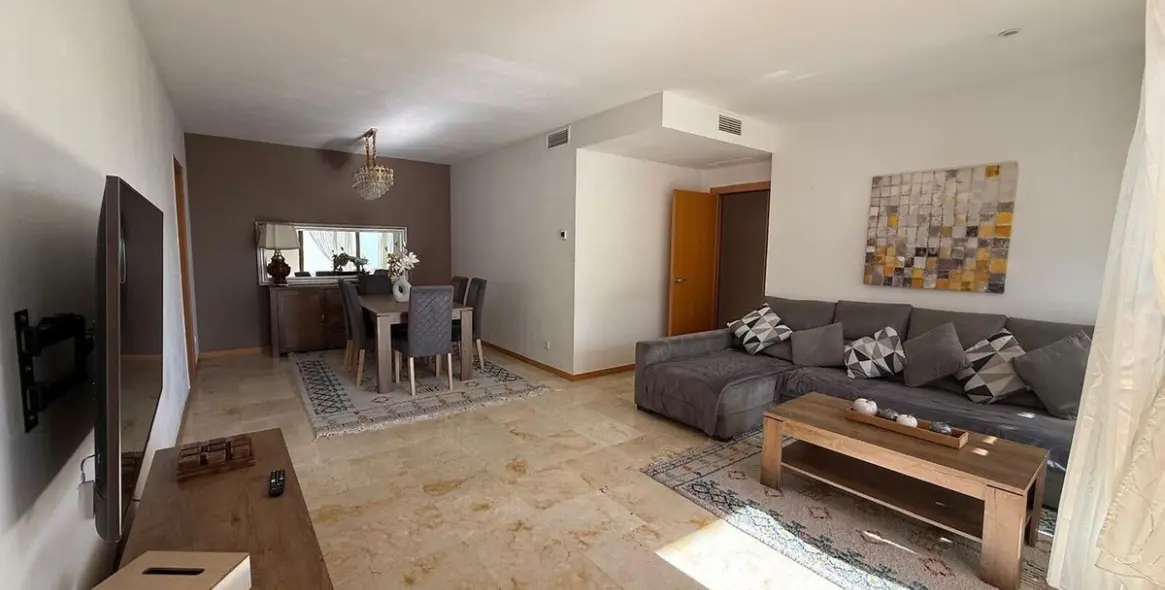 Sale of middle floor apartment in Altos de los Monteros 3
