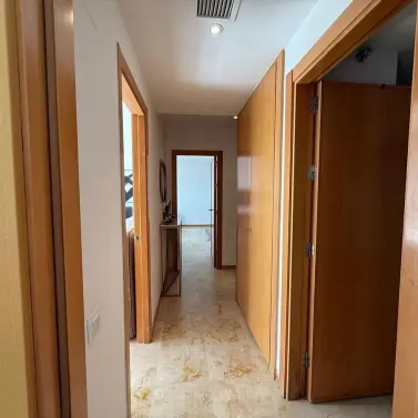 Sale of middle floor apartment in Altos de los Monteros