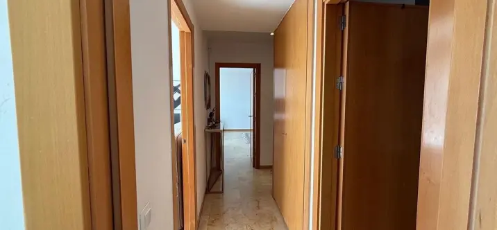 Sale of middle floor apartment in Altos de los Monteros 4