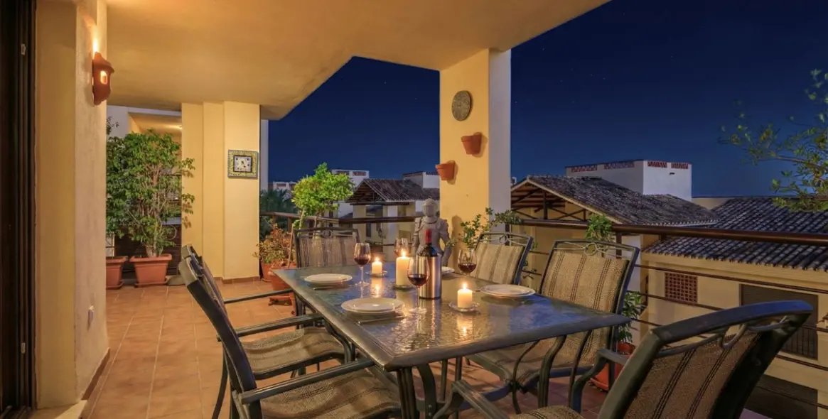Venta de apartamento en planta baja en Benahavís 3