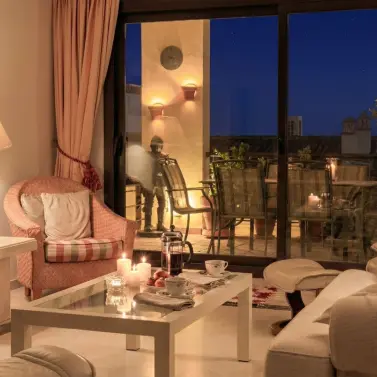Venta de apartamento en planta baja en Benahavís