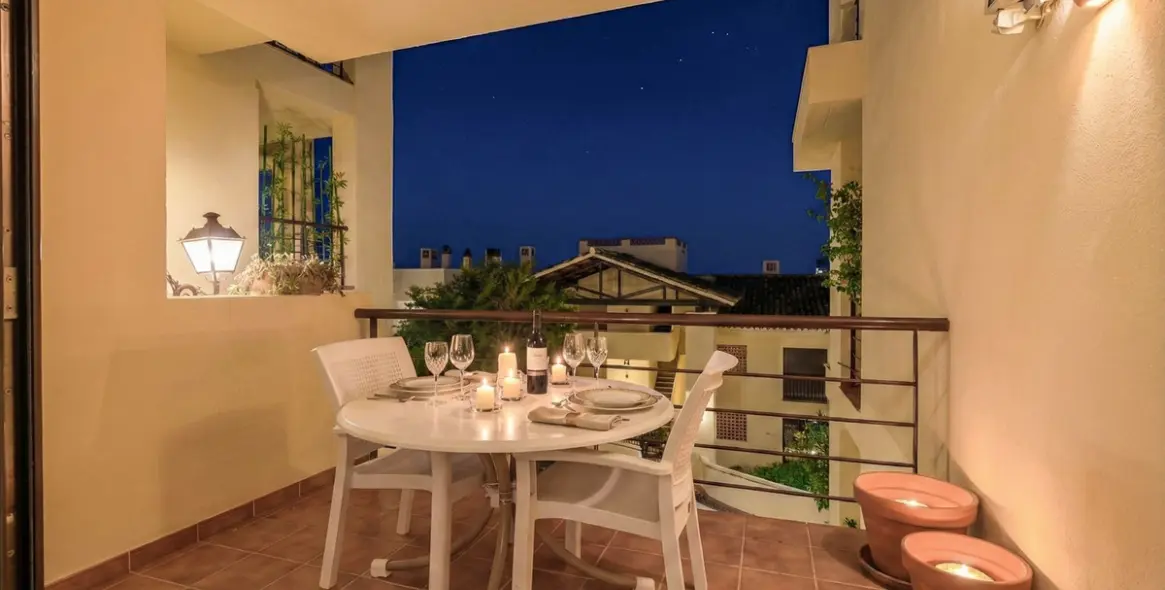 Venta de apartamento en planta baja en Benahavís 5