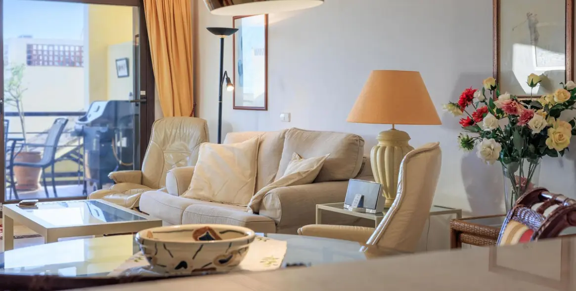 Venta de apartamento en planta baja en Benahavís 7