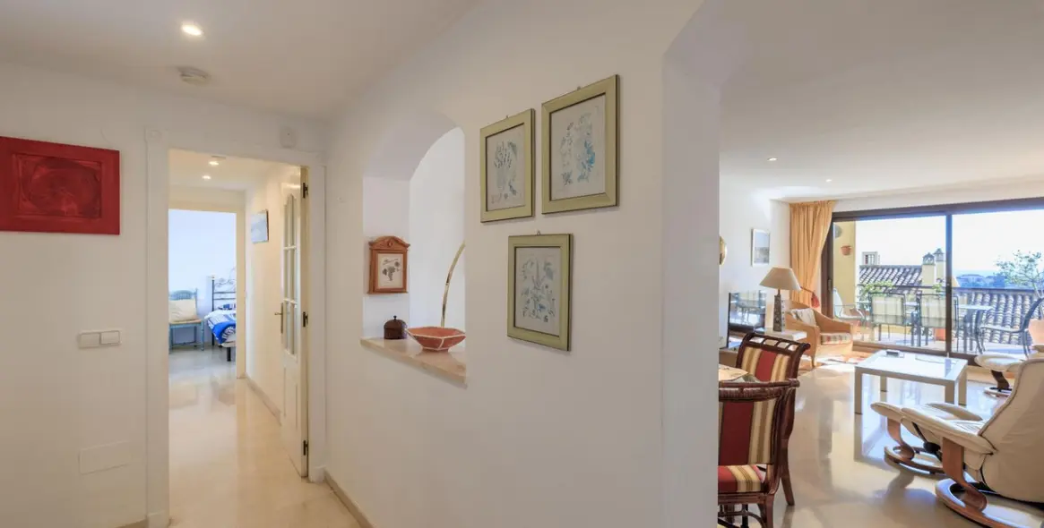 Venta de apartamento en planta baja en Benahavís 11