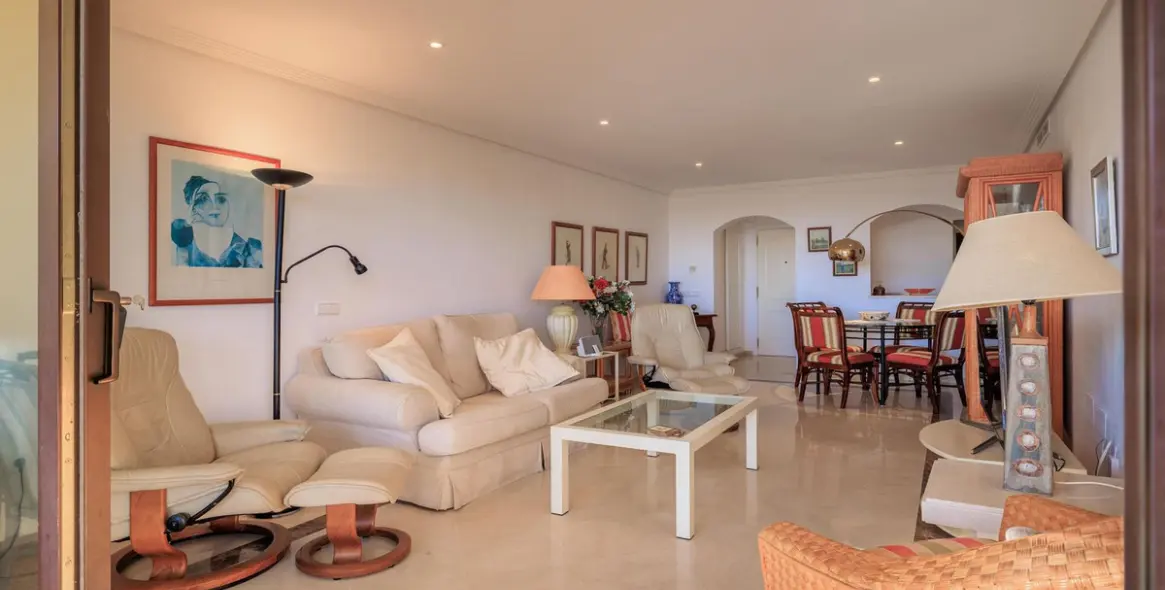 Venta de apartamento en planta baja en Benahavís 23