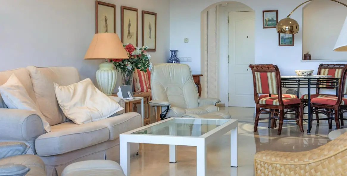 Venta de apartamento en planta baja en Benahavís 31