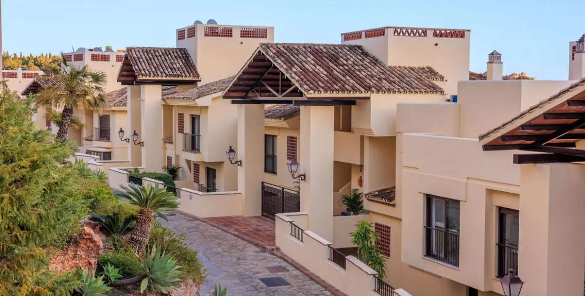 Venta de apartamento en planta baja en Benahavís 38