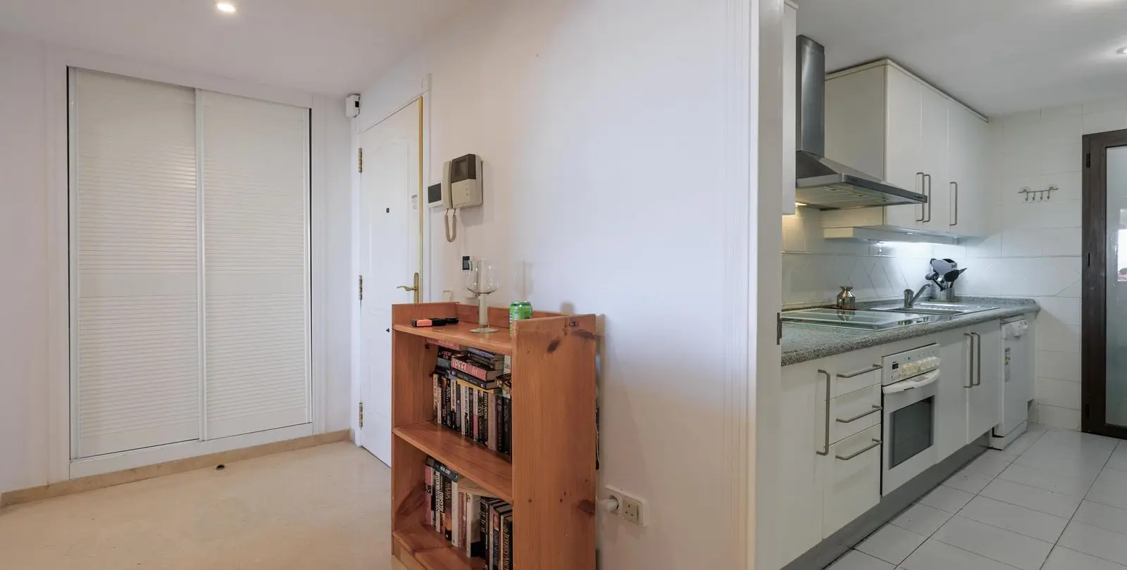 Venta de apartamento en planta baja en Benahavís 17