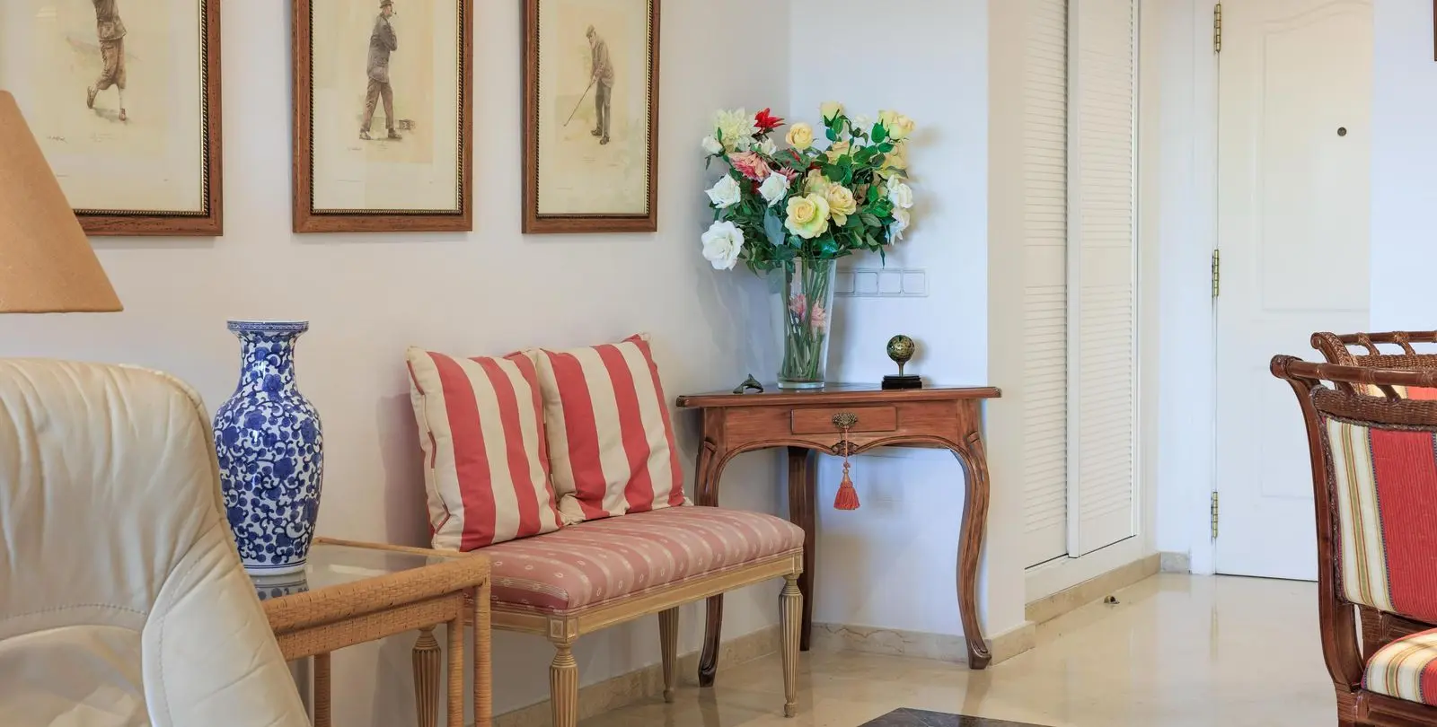 Venta de apartamento en planta baja en Benahavís 19