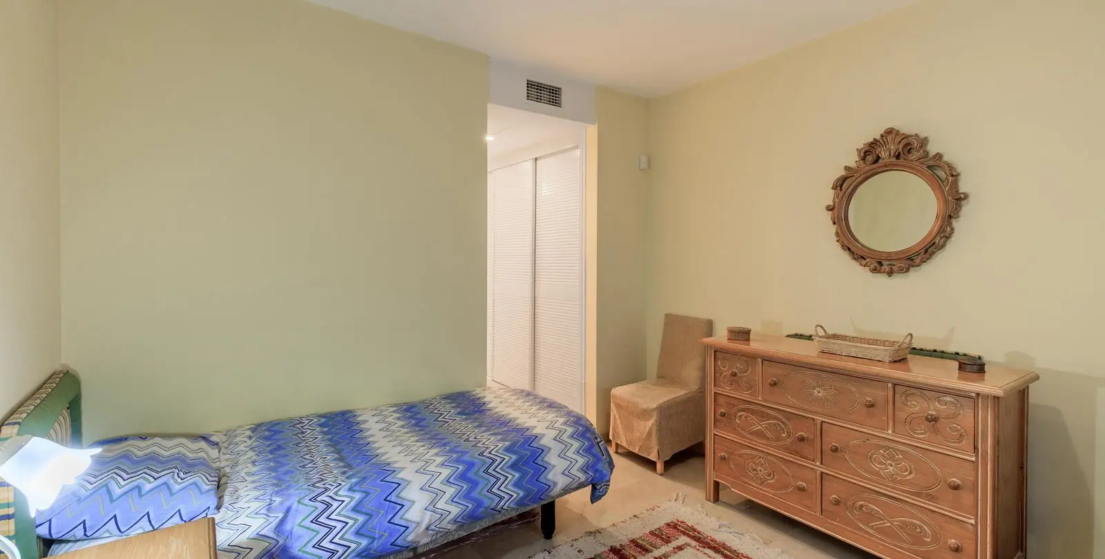 Venta de apartamento en planta baja en Benahavís 25