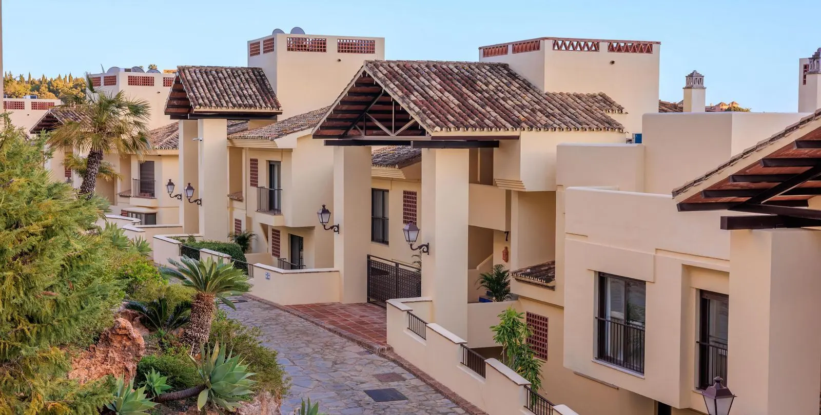 Venta de apartamento en planta baja en Benahavís 38