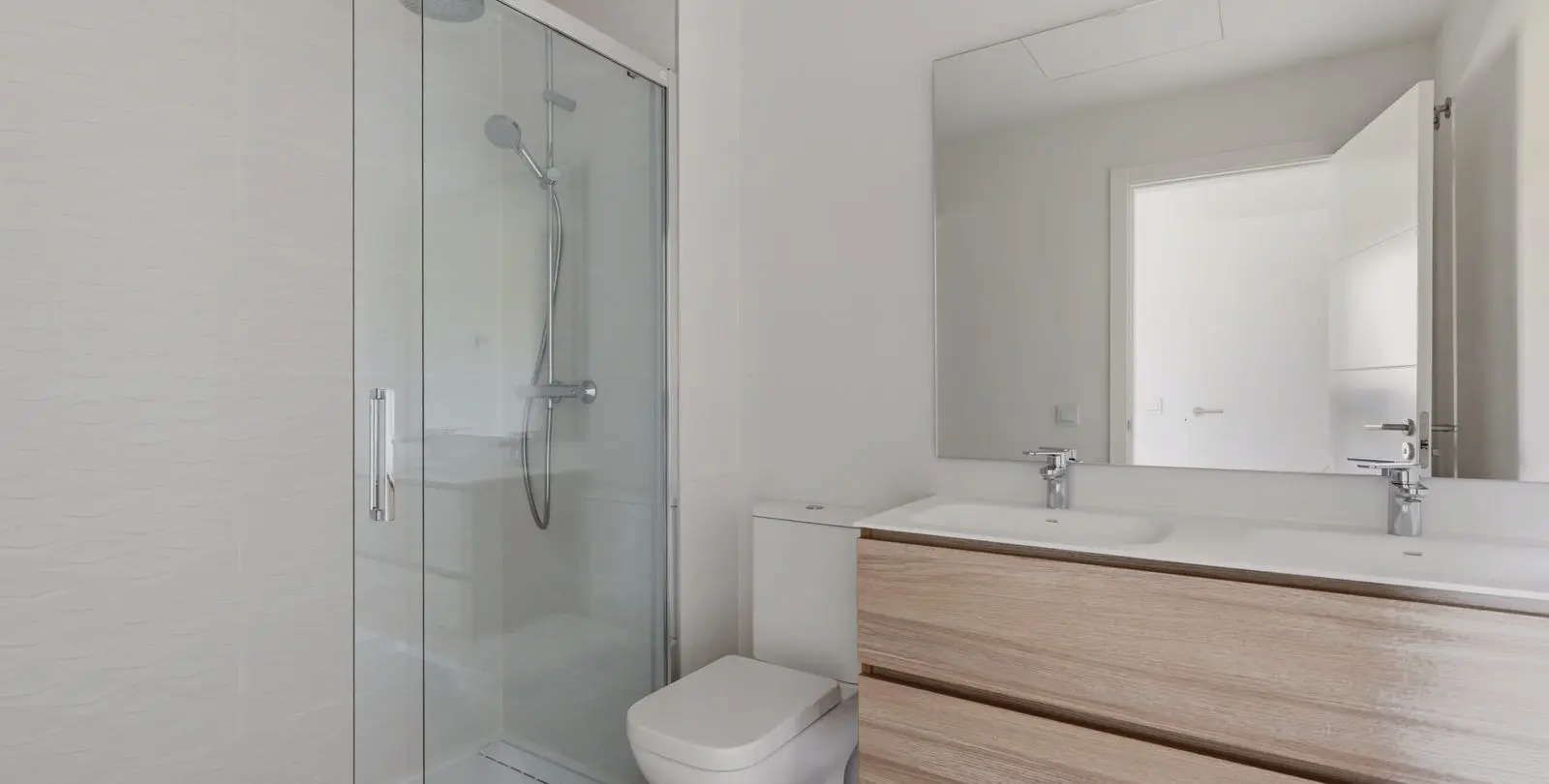 Продажа апартаментов на среднем этаже в Estepona 27