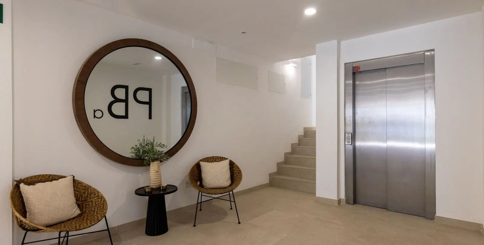 Продажа апартаментов на среднем этаже в Estepona 33