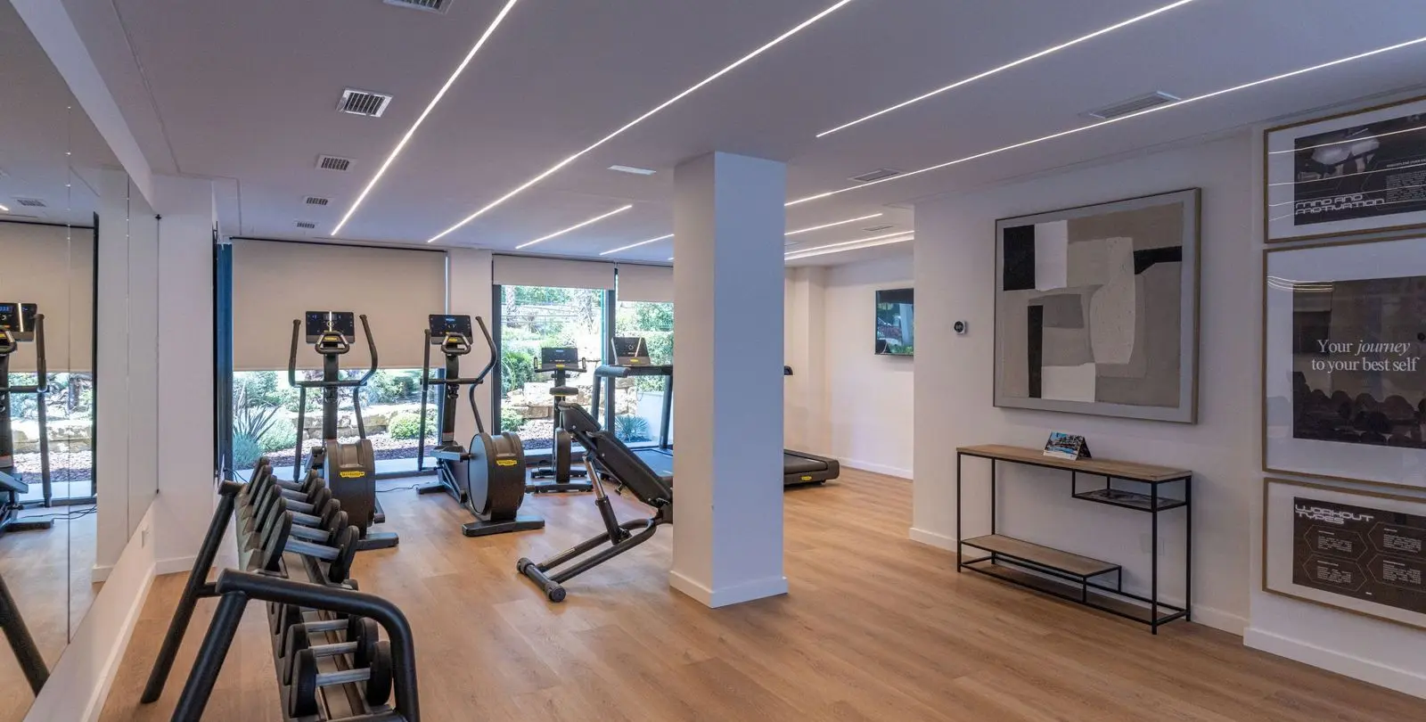 Продажа апартаментов на среднем этаже в Estepona 37