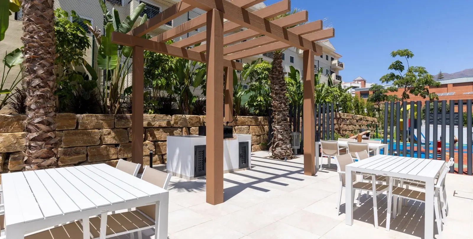 Продажа апартаментов на среднем этаже в Estepona 42