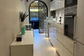 Image 4 thumb
