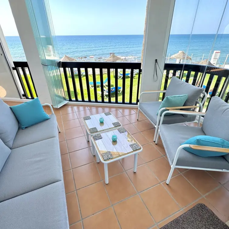 Sale of ground floor apartment in Calahonda