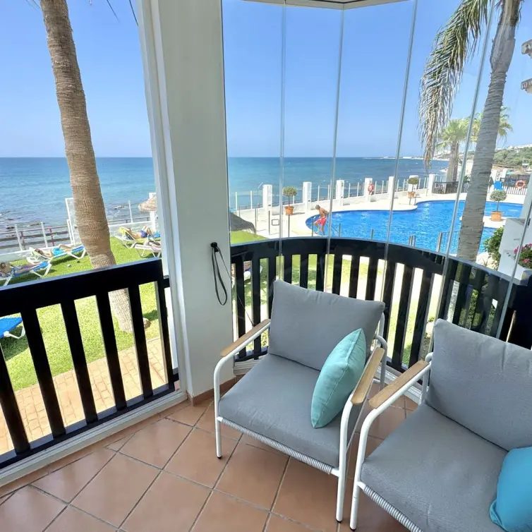 Sale of ground floor apartment in Calahonda