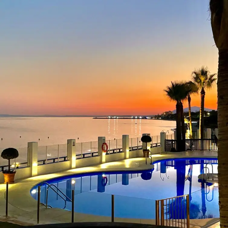 Sale of ground floor apartment in Calahonda