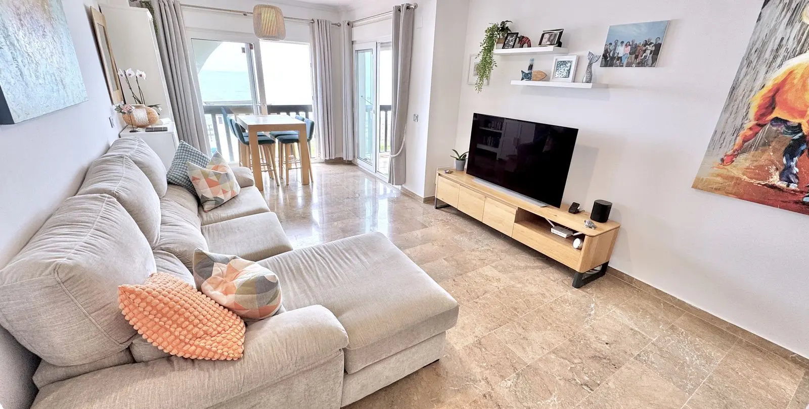 Sale of ground floor apartment in Calahonda 15