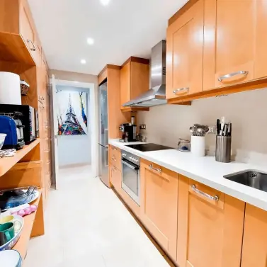 Venta de apartamento en planta baja en Los Arqueros