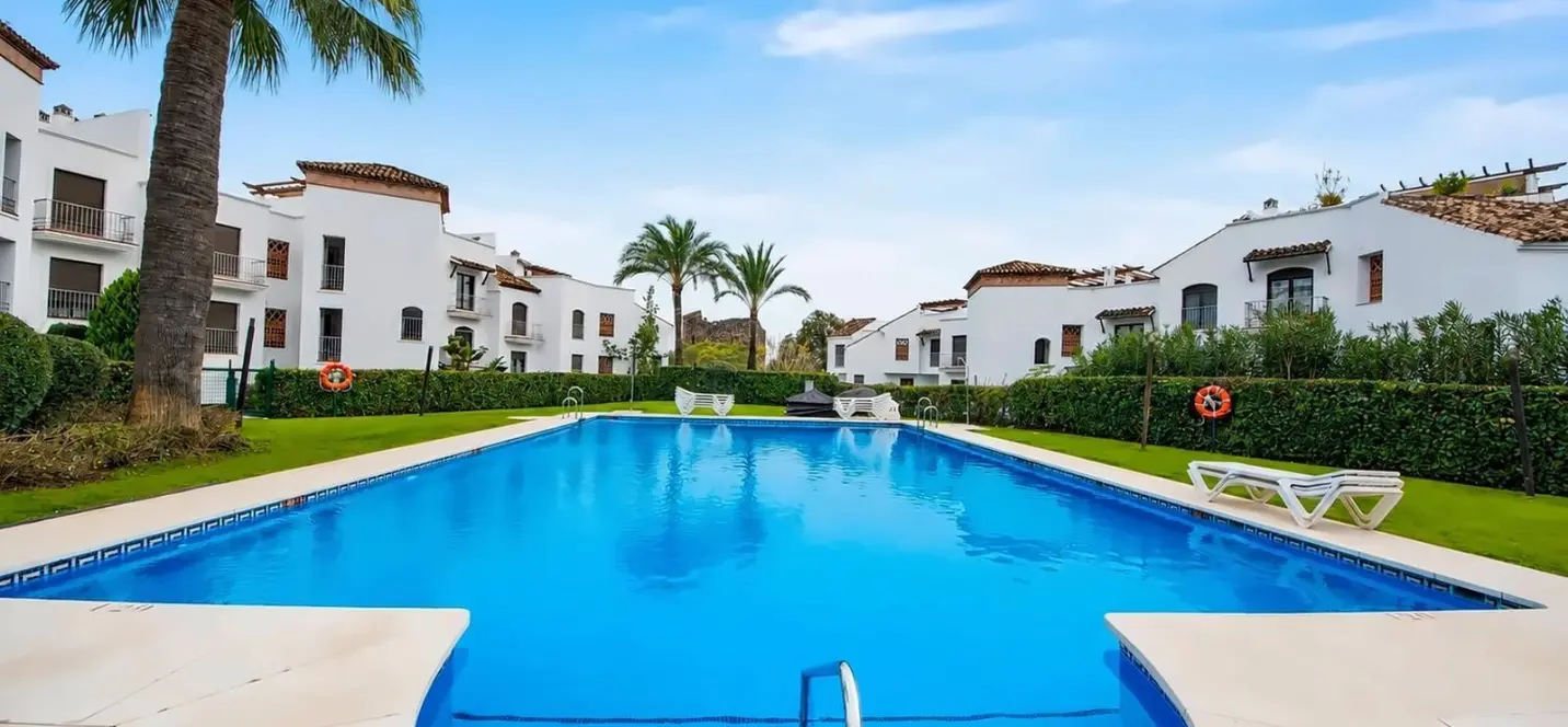 Venta de apartamento en planta baja en Los Arqueros 0