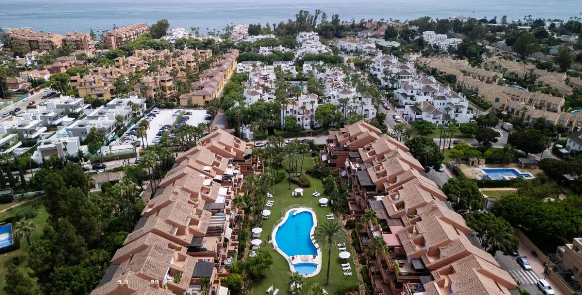 Venta de apartamento en planta baja en Marbella 1