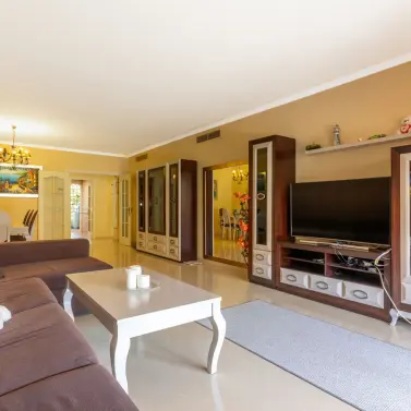 Venta de apartamento en planta baja en Marbella
