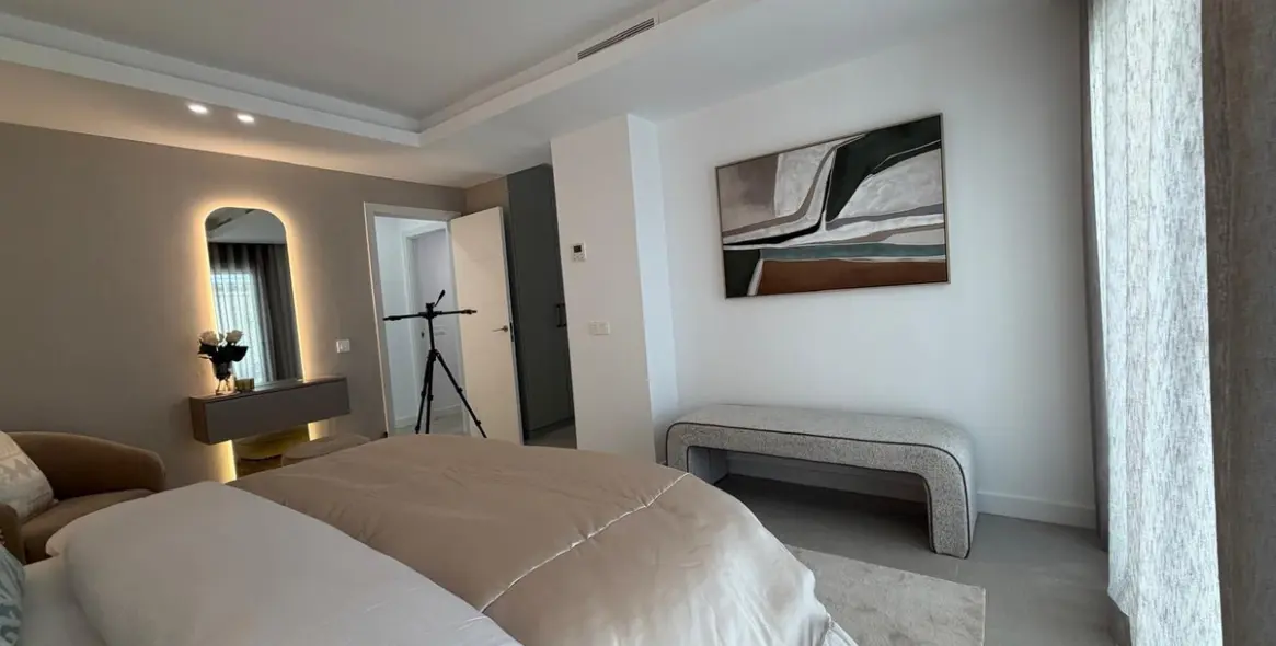 Продажа  отдельно стоящей виллы в Campo Mijas 14