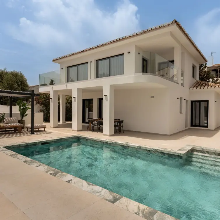 Продажа  отдельно стоящей виллы в Campo Mijas