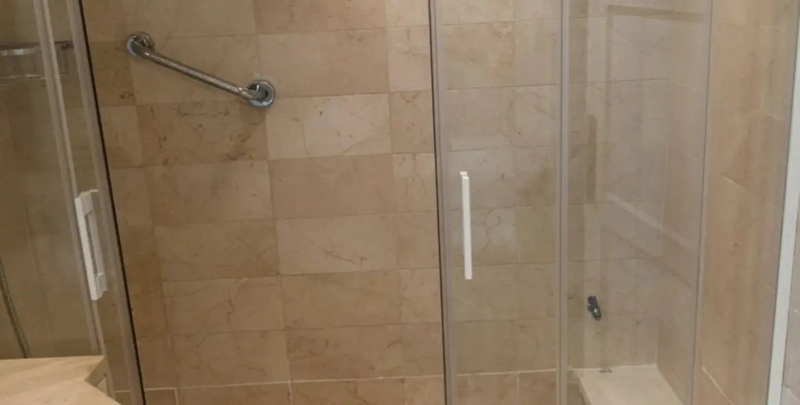 Venta de apartamento en planta media en Marbella 15