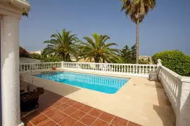 Image 4 thumb