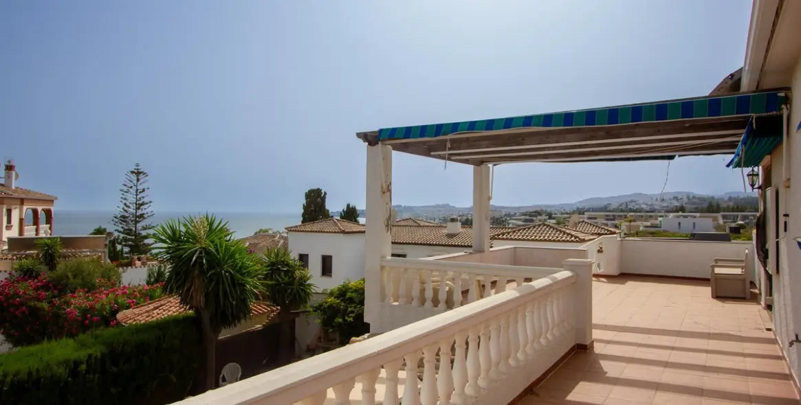 Venta de villa independiente en Mijas Costa 25