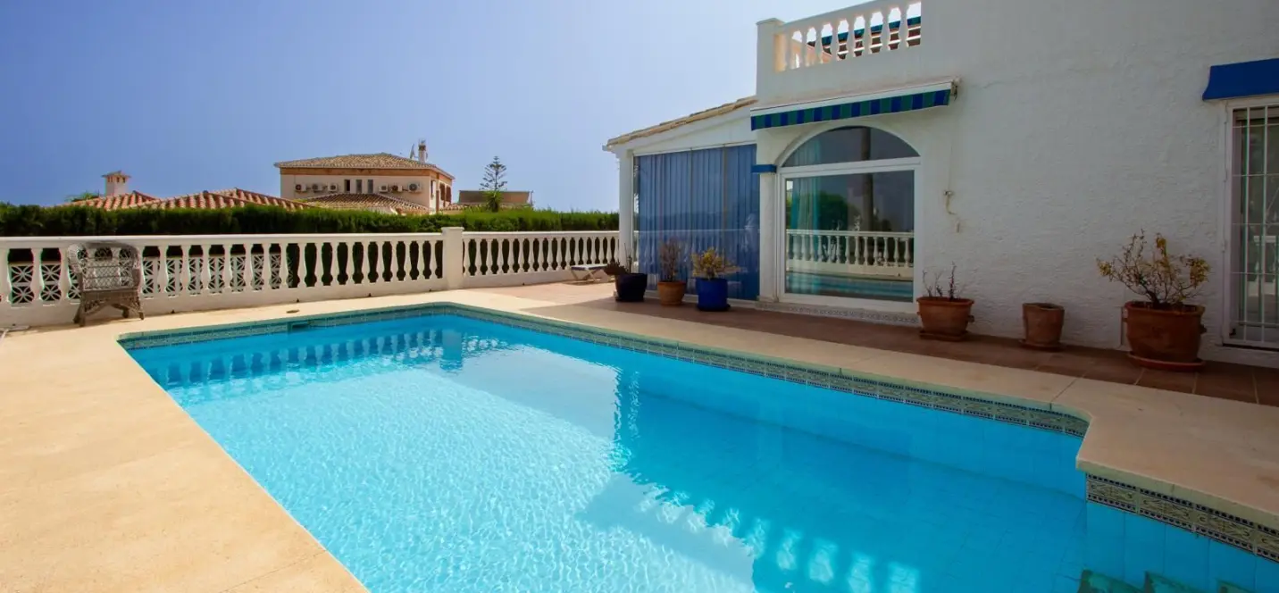 Продажа  отдельно стоящей виллы в Mijas Costa 0