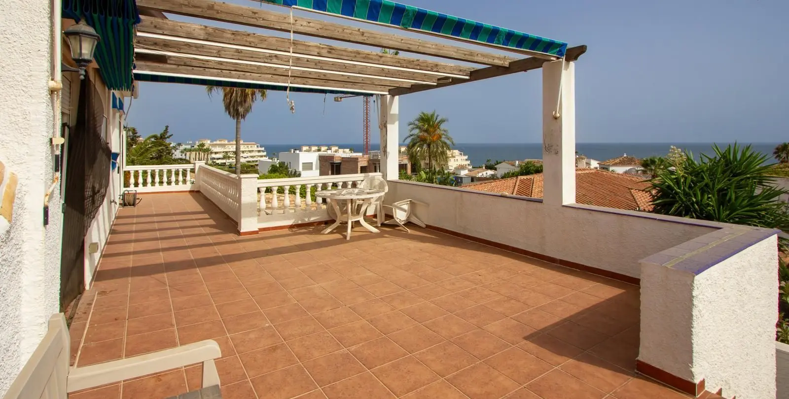 Продажа  отдельно стоящей виллы в Mijas Costa 27
