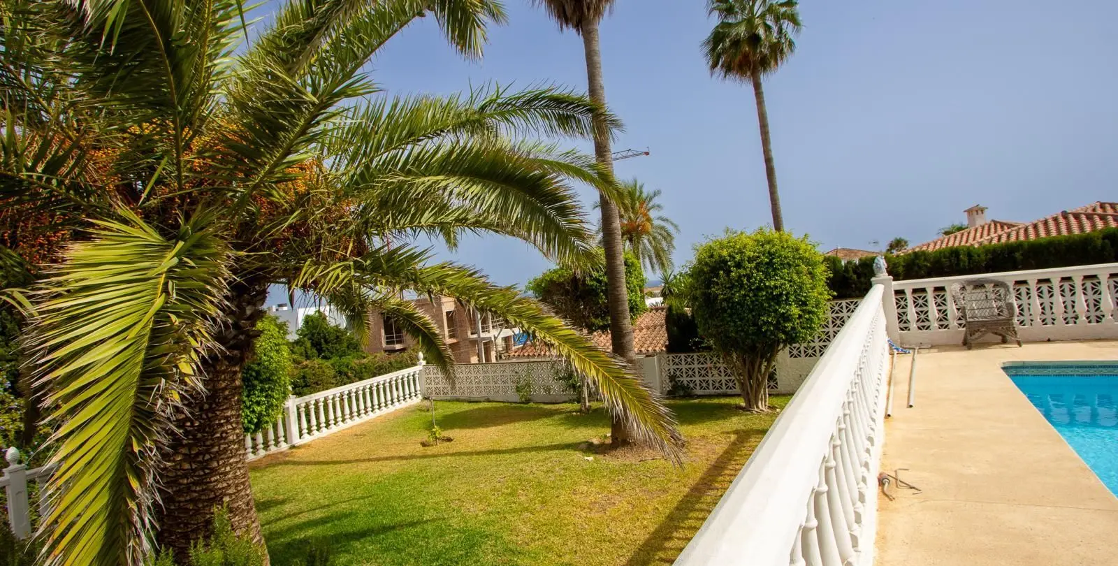 Продажа  отдельно стоящей виллы в Mijas Costa 38