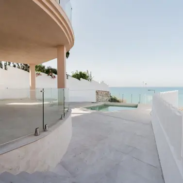 Venta de villa independiente en La Cala