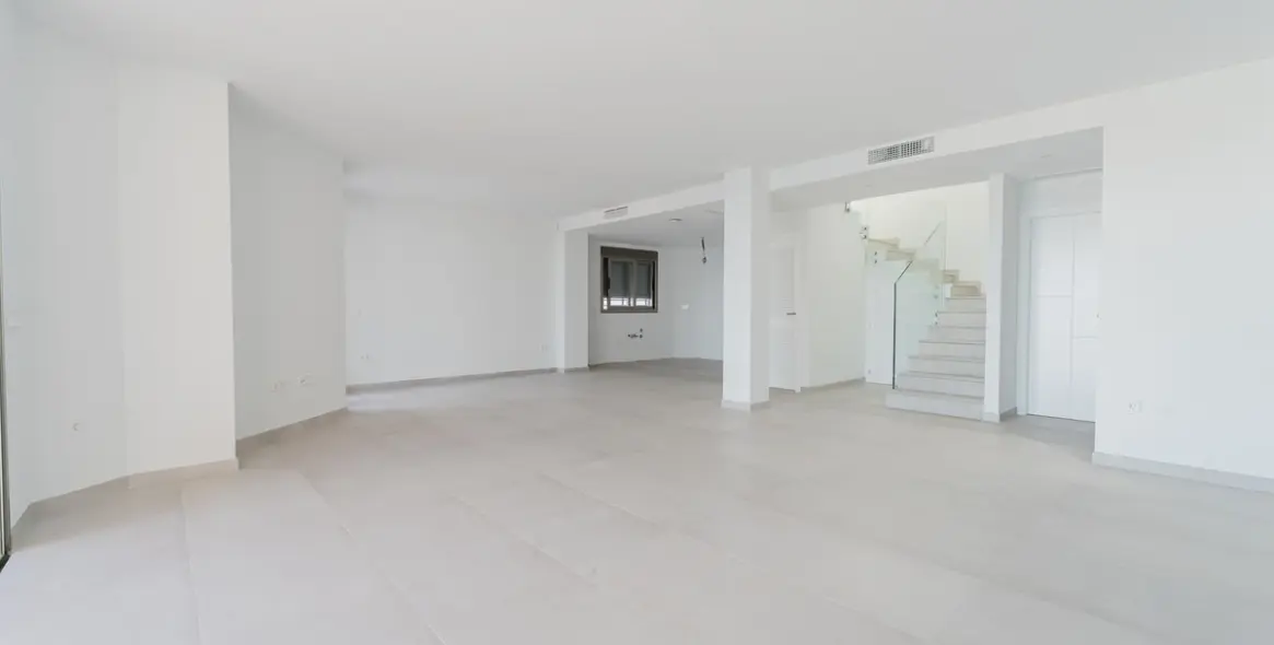 Venta de villa independiente en La Cala 15