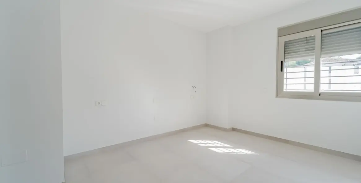 Venta de villa independiente en La Cala 32