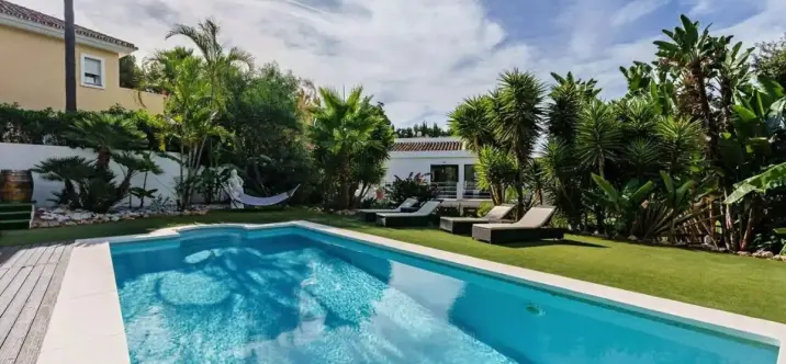 Venta de villa independiente en El Rosario 1