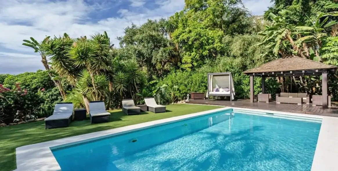 Venta de villa independiente en El Rosario 3